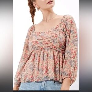American Eagle flowy floral blouse puff sleeves size XS excellent condition